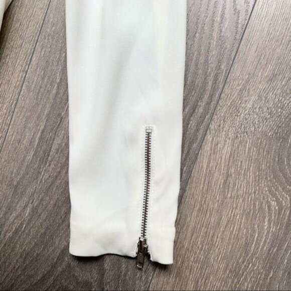 Aritzia Babaton Dominic Moto Blazer Jacket Zip Up Shoulder pads Ivory Ecru 2 - Picture 13 of 16